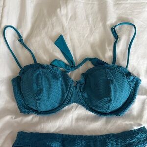 ViX Paula Hermanny Scales Bikini Top